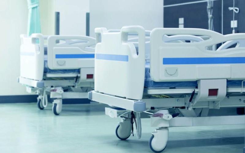 تخت بیمارستانی سه شکن مکانیکی